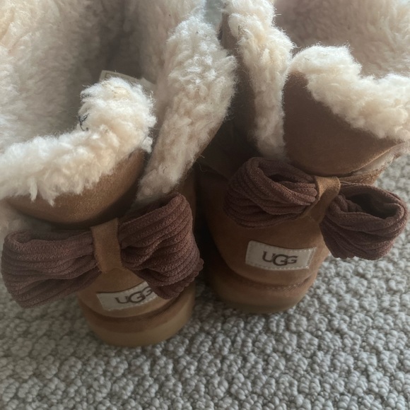 Mini Uggs - Picture 4 of 6
